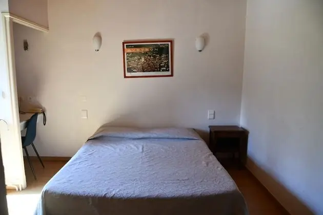 Tek Büyük Yataklı Oda, 1 Çift Kişilik Yatak