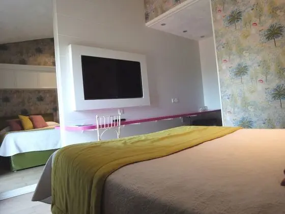 Comfort Tek Büyük Yataklı Oda