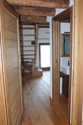 Tek Büyük Yataklı Oda, 1 Büyük (Queen) Boy Yatak, Sigara İçilmez, Dağ Manzaralı