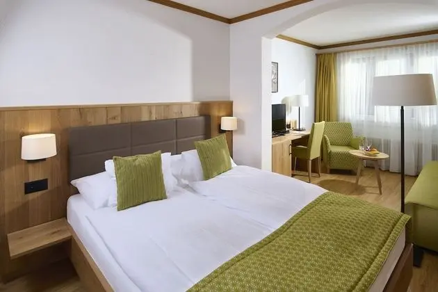 Tek Büyük Yataklı Oda (North)