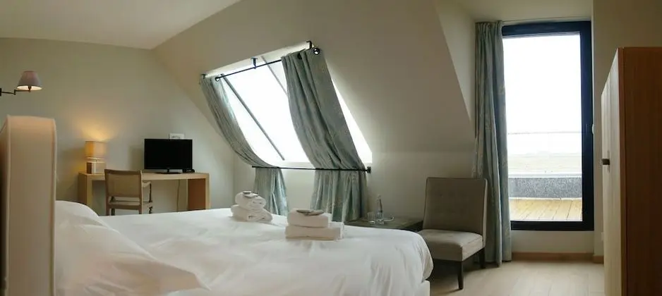 Tek Büyük Yataklı Oda, Teras, Deniz Manzaralı