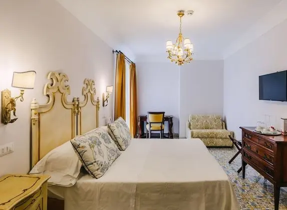 Comfort Tek Büyük Yataklı Oda