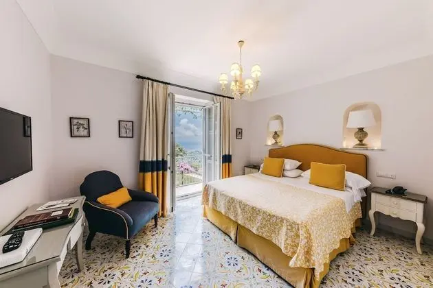 Comfort Tek Büyük Yataklı Oda