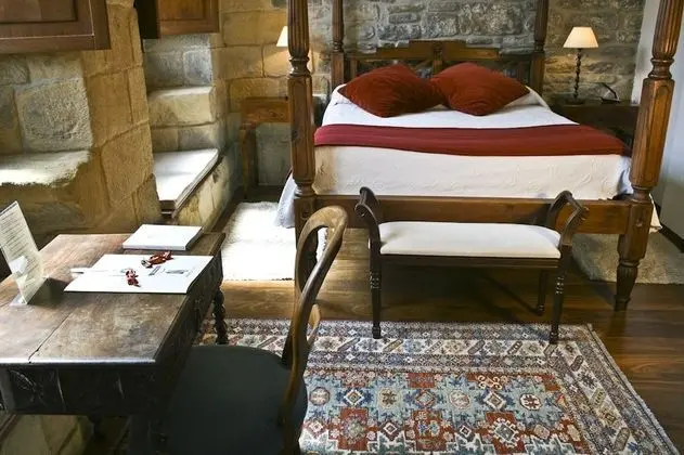 Classic Tek Büyük Yataklı Oda