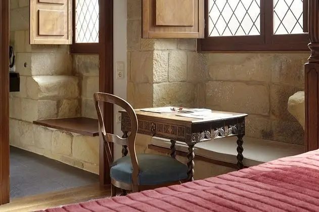 Classic Tek Büyük Yataklı Oda