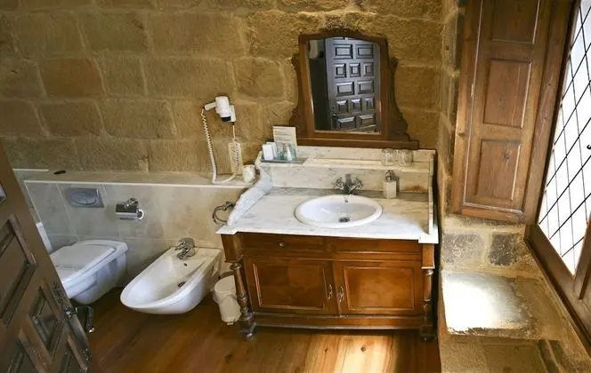 Classic Tek Büyük Yataklı Oda