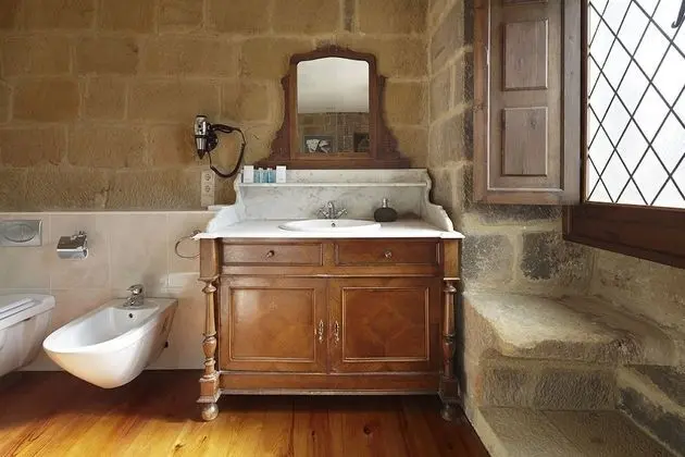 Classic Tek Büyük Yataklı Oda