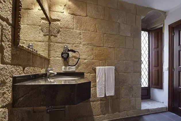 Classic Tek Büyük Yataklı Oda