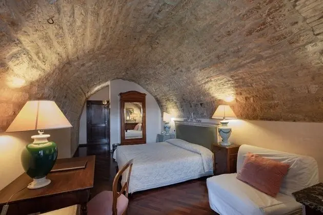 Deluxe Tek Büyük Yataklı Oda (Superior)