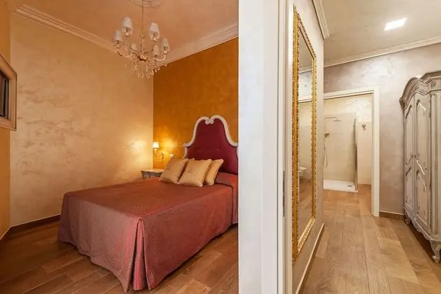 Economy Tek Büyük Yataklı Oda