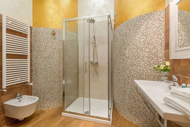 Economy Tek Büyük Yataklı Oda