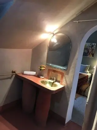 Tek Büyük Yataklı Oda, Havuz Manzaralı