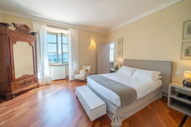 Panoramic Tek Büyük Yataklı Oda