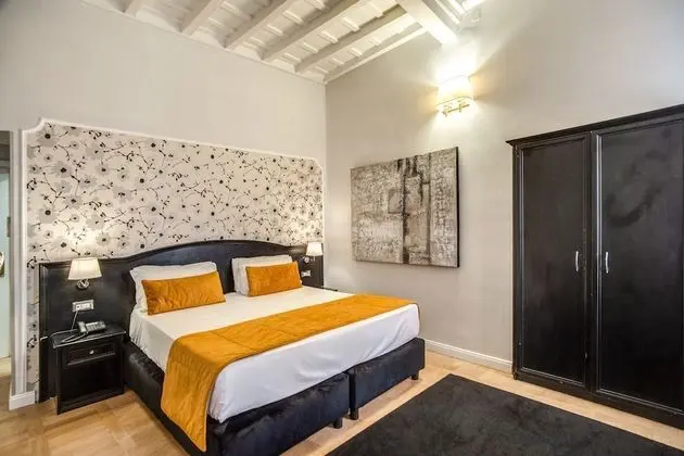 Superior Tek Büyük veya İki Ayrı Yataklı Oda