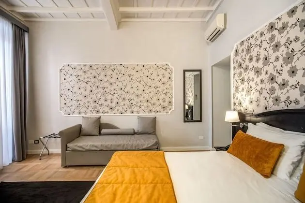 Superior Tek Büyük veya İki Ayrı Yataklı Oda