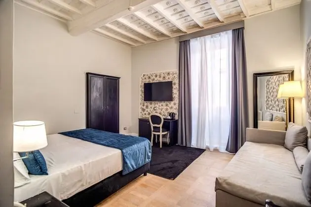 Superior Tek Büyük veya İki Ayrı Yataklı Oda