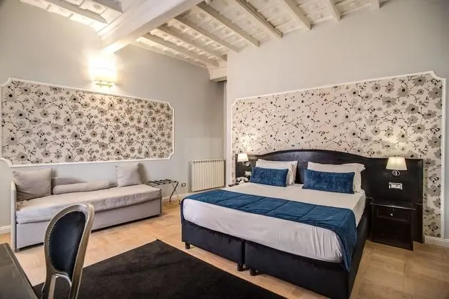 Superior Tek Büyük veya İki Ayrı Yataklı Oda