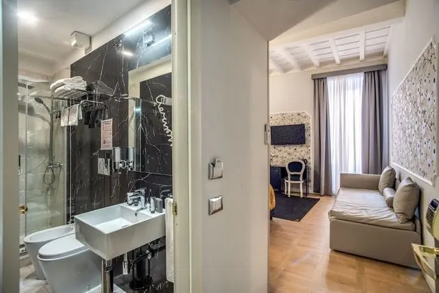 Superior Tek Büyük veya İki Ayrı Yataklı Oda