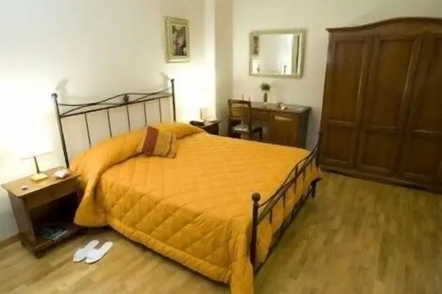 Tek Büyük Yataklı Oda