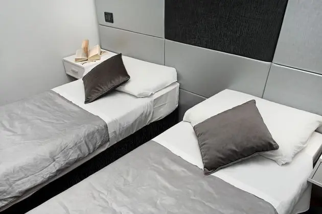 Tek Büyük Yataklı Oda