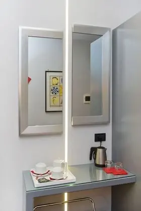 Üç Kişilik Oda, Şehir Manzaralı