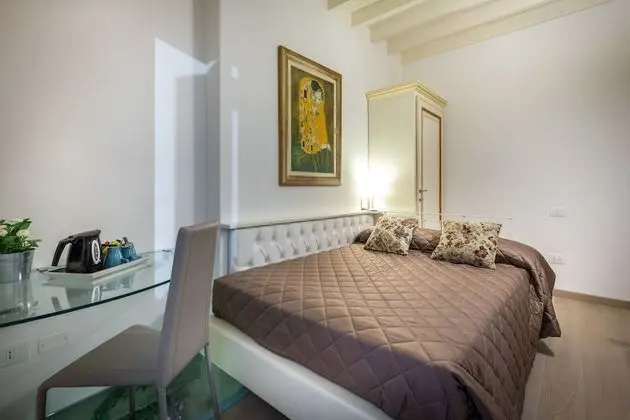 Economy Tek Büyük Yataklı Oda