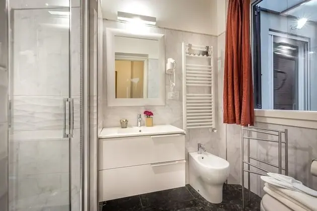 Economy Tek Büyük Yataklı Oda