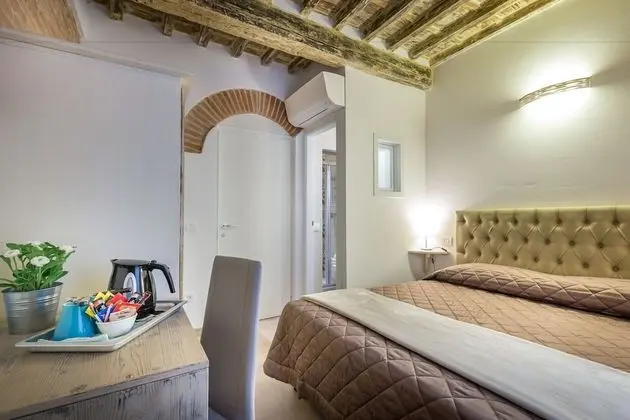 Standard Tek Büyük Yataklı Oda