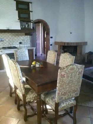 Apart Daire, Havuz Manzaralı