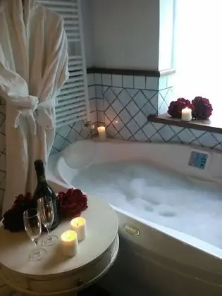 Superior Süit, Jakuzi