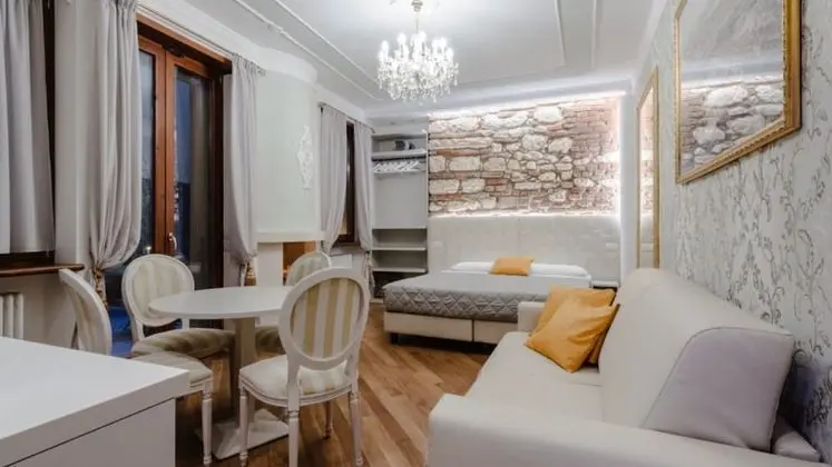 Luxury Dört Kişilik Oda, Sigara İçilmez, Özel Banyo (Carmen)