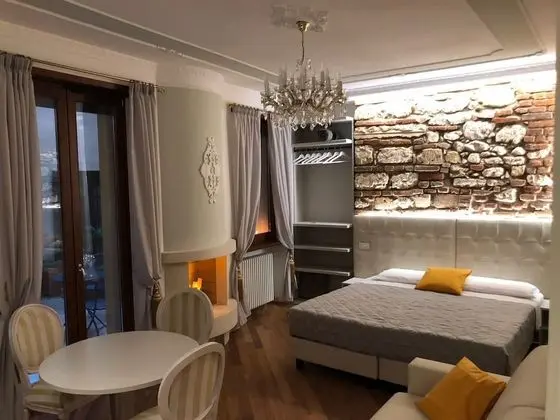 Luxury Dört Kişilik Oda, Sigara İçilmez, Özel Banyo (Carmen)