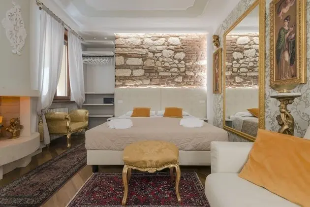 Luxury Dört Kişilik Oda, Sigara İçilmez, Özel Banyo (Carmen)