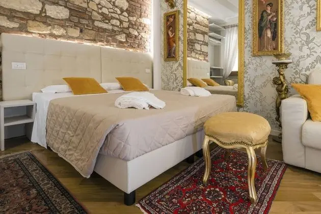 Luxury Dört Kişilik Oda, Sigara İçilmez, Özel Banyo (Carmen)