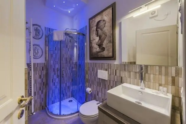 Luxury Dört Kişilik Oda, Sigara İçilmez, Özel Banyo (Carmen)