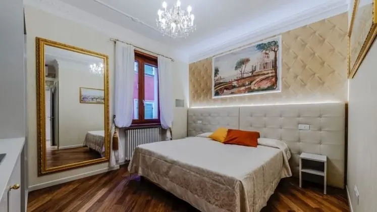 Luxury Tek Büyük veya İki Ayrı Yataklı Oda, Sigara İçilmez, Özel Banyo (Turandot)