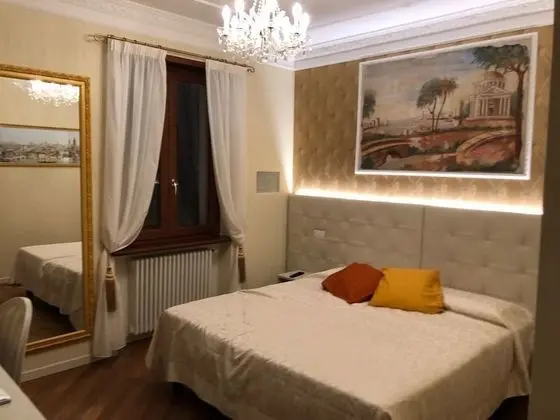 Luxury Tek Büyük veya İki Ayrı Yataklı Oda, Sigara İçilmez, Özel Banyo (Turandot)