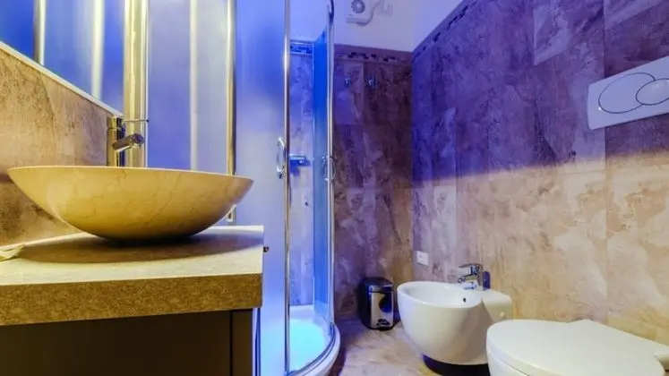 Luxury Tek Büyük veya İki Ayrı Yataklı Oda, Sigara İçilmez, Özel Banyo (Turandot)