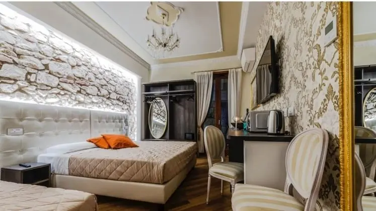 Luxury Üç Kişilik Oda, Sigara İçilmez, Özel Banyo (Aida)