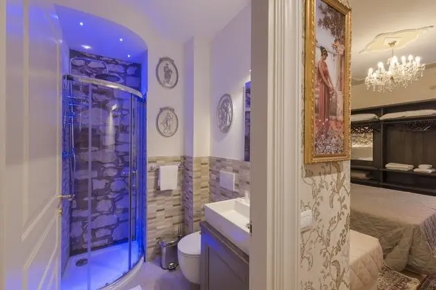 Luxury Üç Kişilik Oda, Sigara İçilmez, Özel Banyo (Aida)