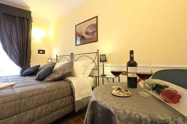 Standard Üç Kişilik Oda