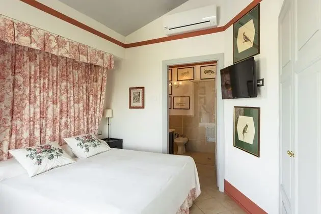 Deluxe Tek Büyük Yataklı Oda, 1 Çift Kişilik Yatak, Veranda, Tepe Manzaralı