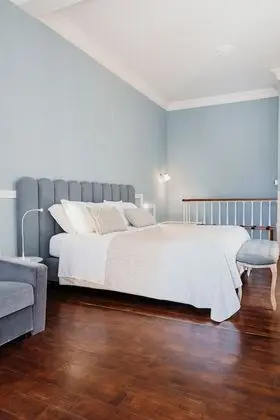 Standard Tek Büyük Yataklı Oda (split level)