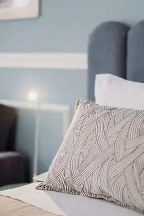 Standard Tek Büyük Yataklı Oda (split level)