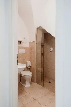 Standard Tek Büyük Yataklı Oda (split level)