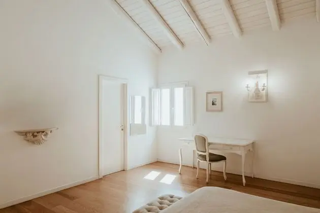 Superior Tek Büyük Yataklı Oda