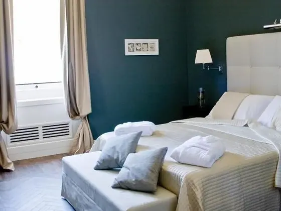 Standard Tek Büyük Yataklı Oda