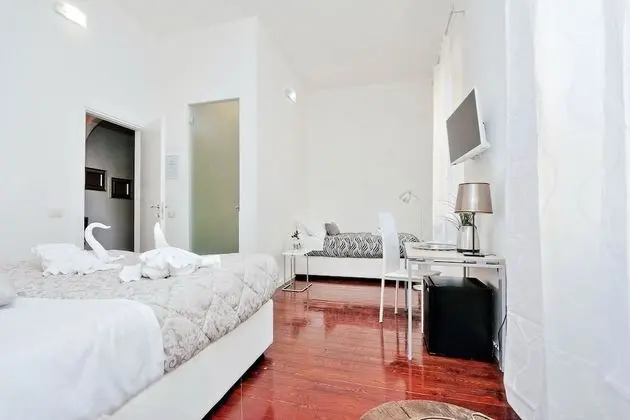 Luxury Dört Kişilik Oda, Sıcak Su Havuzu, Bahçe Manzaralı