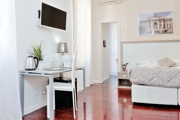 Luxury Dört Kişilik Oda, Sıcak Su Havuzu, Bahçe Manzaralı