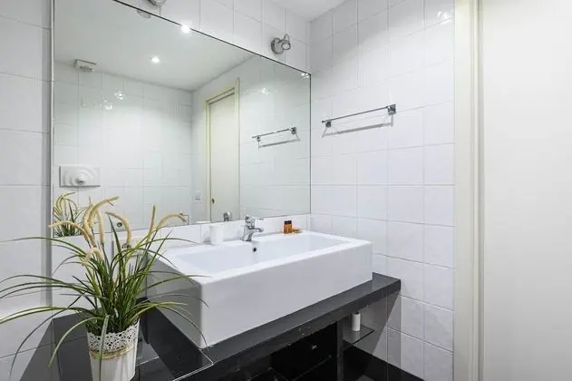 Luxury Dört Kişilik Oda, Sıcak Su Havuzu, Bahçe Manzaralı